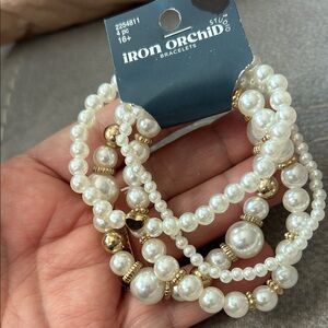 Pearl and Gold Bracelet Set